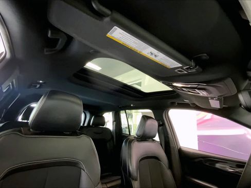 Used 2023 Jeep Grand Cherokee Altitude image 27