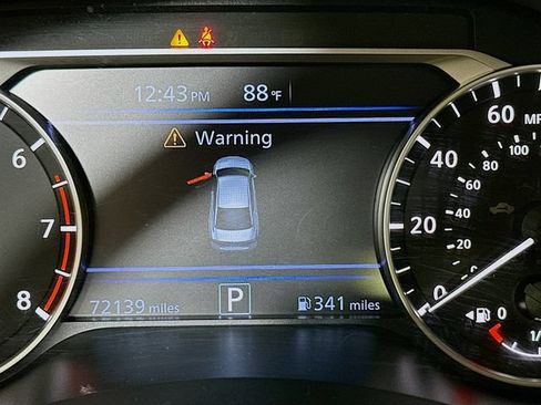 Used 2019 Nissan Altima 2.5 SV FWD image 10
