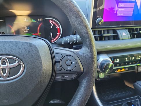 Used 2024 Toyota RAV4 XLE image 17