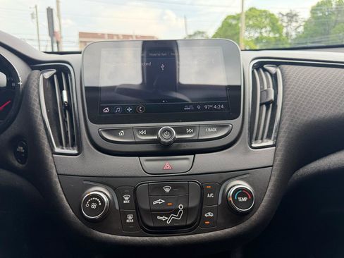 Used 2019 Chevrolet Malibu RS FWD image 17