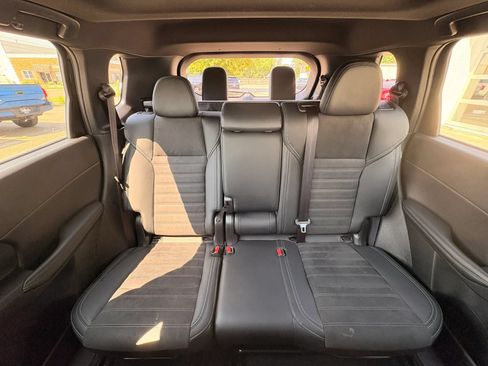 Used 2024 Mitsubishi Outlander SE Black Edition AWD/4WD image 19