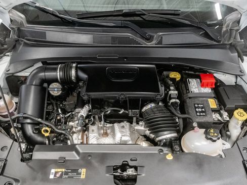 Used 2025 Jeep Compass Trailhawk AWD/4WD image 3