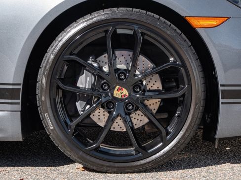 Used 2025 Porsche 718 Cayman image 15
