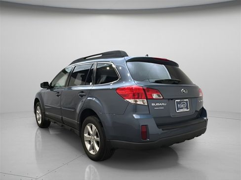 Used 2013 Subaru Outback 2.5i Limited w/ Moonroof Pkg image 5