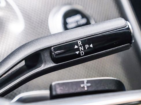 Used 2022 Mercedes-Benz C 300 Sedan image 25