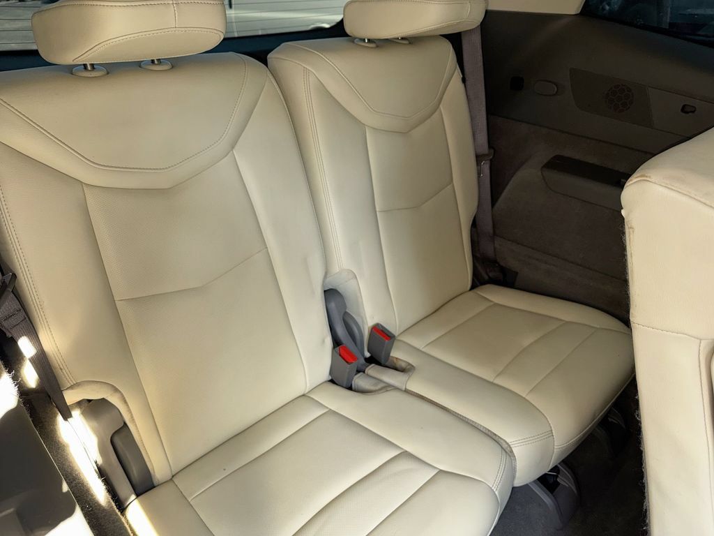 Used 2020 Cadillac XT6 Premium Luxury FWD image 30
