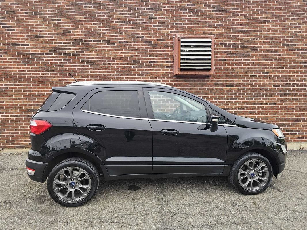 Used 2020 Ford EcoSport Titanium AWD/4WD image 2