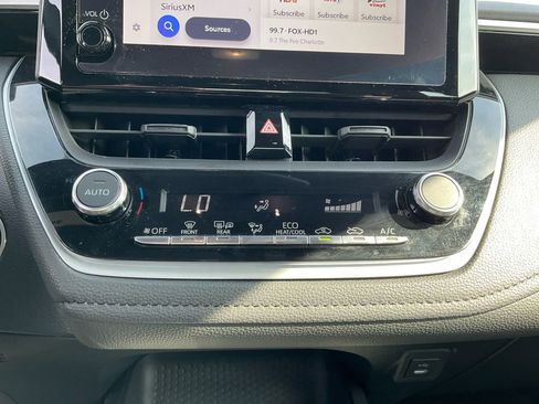 Used 2024 Toyota Corolla SE image 21