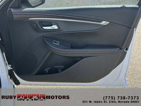 Used 2017 Chevrolet Impala LT image 23