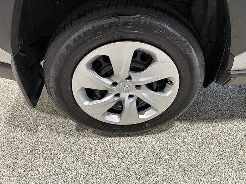 Certified 2024 Toyota RAV4 LE AWD/4WD image 20