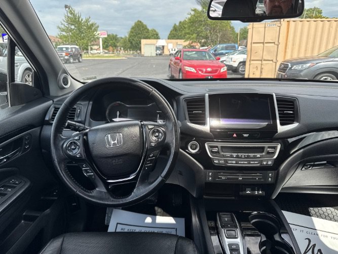 Used 2018 Honda Pilot Elite image 16