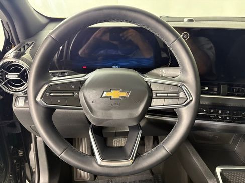 Used 2026 Chevrolet Equinox LT FWD image 27