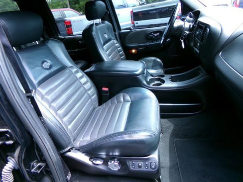 Used 2002 Ford F150 Harley-Davidson RWD image 11