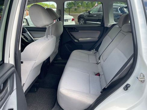 Used 2017 Subaru Forester 2.5i Premium AWD/4WD image 18