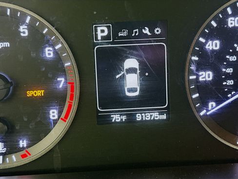 Used 2016 Hyundai Sonata Sport w/ Option Group 02 image 19