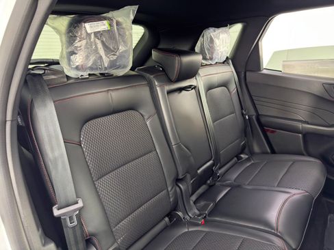 Used 2024 Ford Escape ST-Line Select image 36