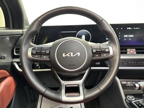 Certified 2023 Kia Sportage SX image 16