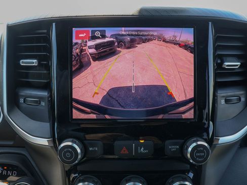 New 2026 RAM 1500 Express AWD/4WD image 17