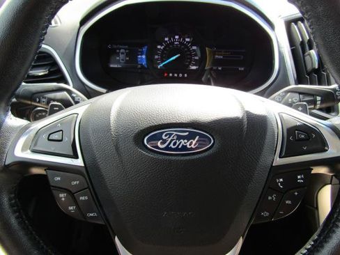 Certified 2019 Ford Edge SEL w/ Equipment Group 201A AWD/4WD image 21