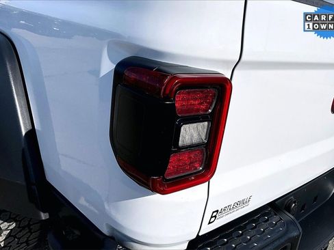 Used 2024 Jeep Gladiator Rubicon w/ Convenience Group image 26