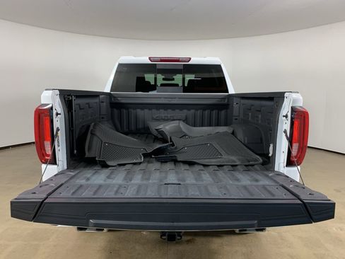 Used 2022 GMC Sierra 1500 AT4 w/ AT4 Preferred Package image 14