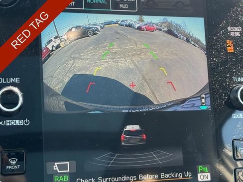 Used 2025 Subaru Ascent Bronze Edition image 18