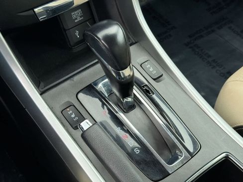 Used 2015 Honda Accord EX-L image 33