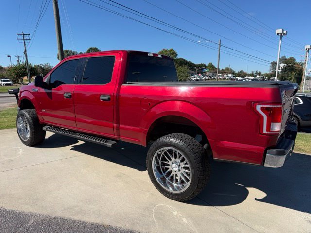 Used 2017 Ford F150 XLT w/ Trailer Tow Package RWD image 7