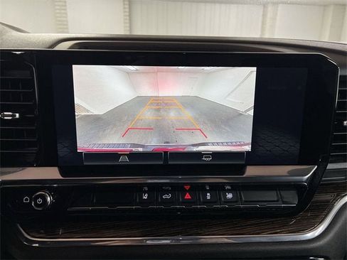 Used 2024 GMC Sierra 2500 SLE w/ SLE Convenience Package image 15