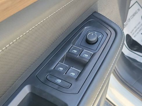 Used 2025 Volkswagen Atlas SE AWD/4WD image 20