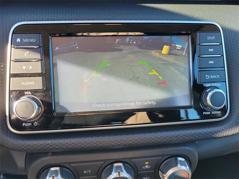 Used 2024 Nissan Kicks S image 27