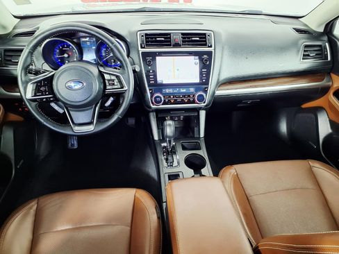 Used 2018 Subaru Outback 2.5i Touring w/ Popular Package #3 image 11