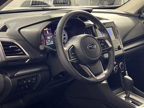 Used 2024 Subaru Forester Premium image 16