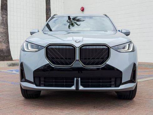 New 2026 BMW X3 xDrive30i w/ M Sport Package AWD/4WD image 2