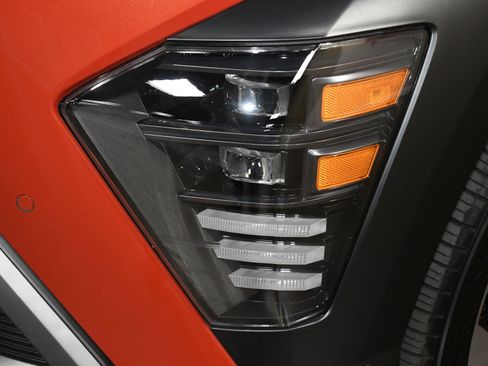 Used 2024 Hyundai Kona Limited image 57