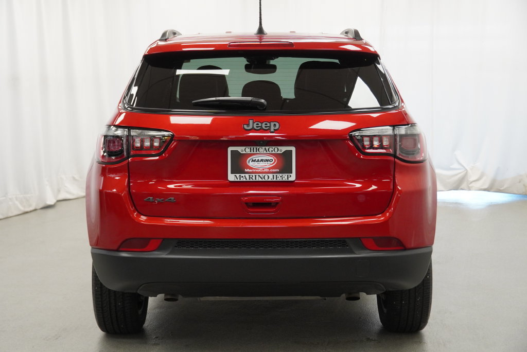 Used 2026 Jeep Compass Latitude AWD/4WD image 15