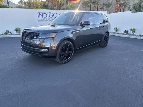Used 2025 Land Rover Range Rover Long Wheelbase Autobiography image 1
