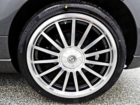 Used 2005 Chrysler Crossfire SRT-6 image 15