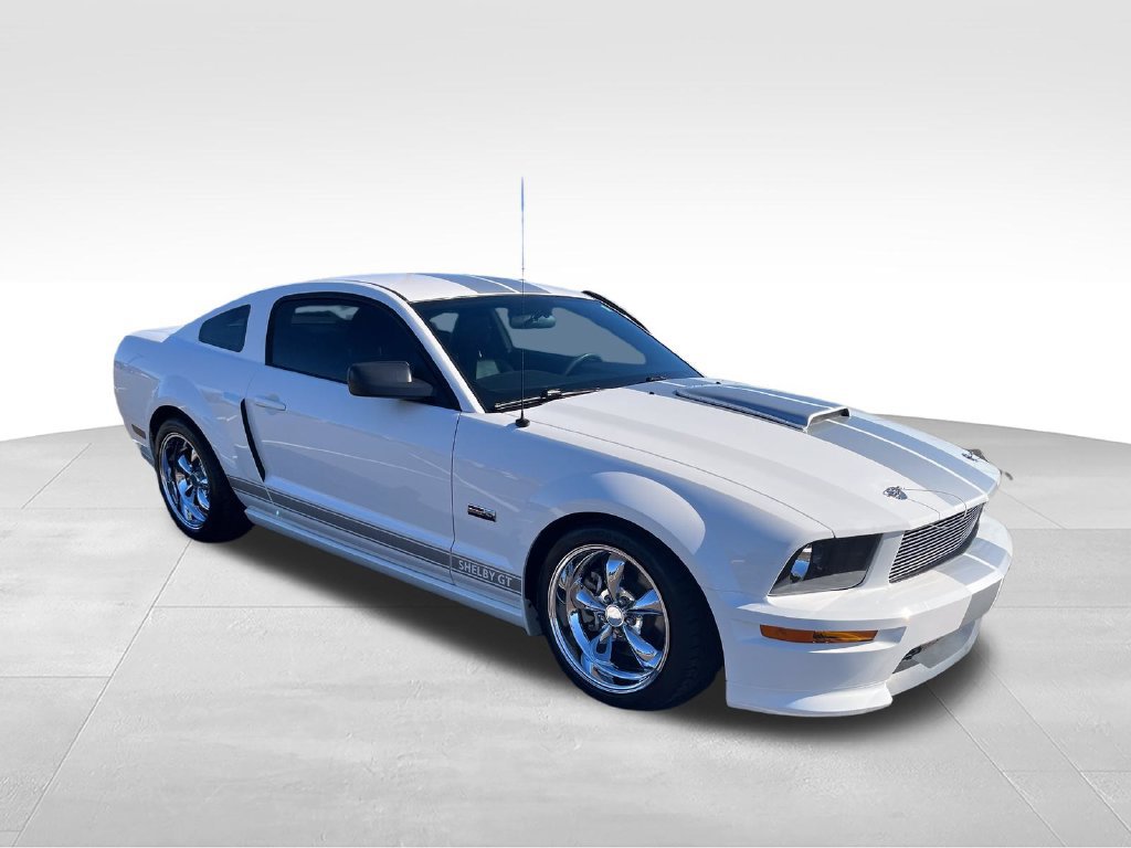 Used 2007 Ford Mustang GT RWD image 7