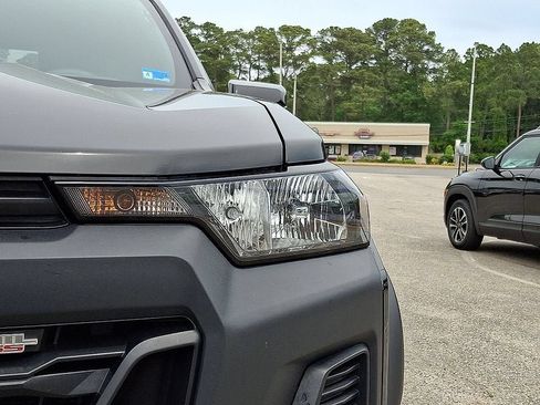 Used 2024 Chevrolet Colorado Trail Boss w/ Safety Package AWD/4WD image 7