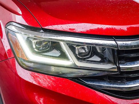 Used 2021 Volkswagen Atlas SE w/ Towing Package image 8