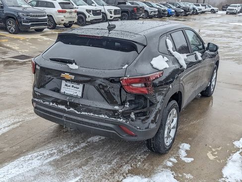 New 2026 Chevrolet Trax LS w/ LS Convenience Package image 7