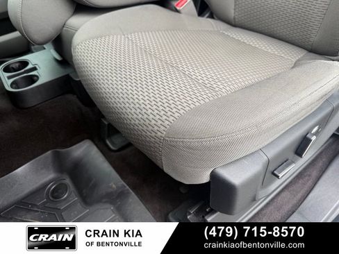 Used 2016 Ford F150 XLT w/ Equipment Group 302A Luxury AWD/4WD image 23