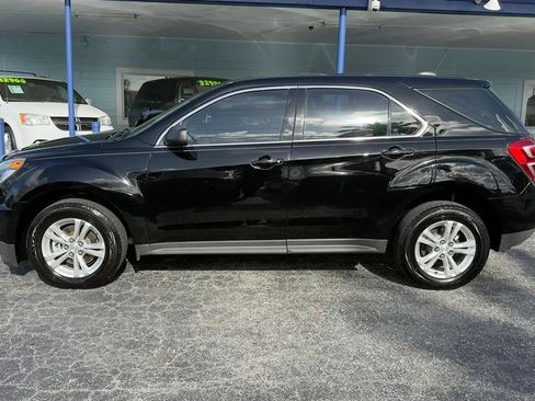 Used 2017 Chevrolet Equinox LS image 2