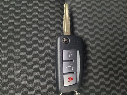 Used 2021 Nissan Rogue Sport S AWD/4WD image 32