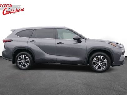 Used 2024 Toyota Highlander XLE