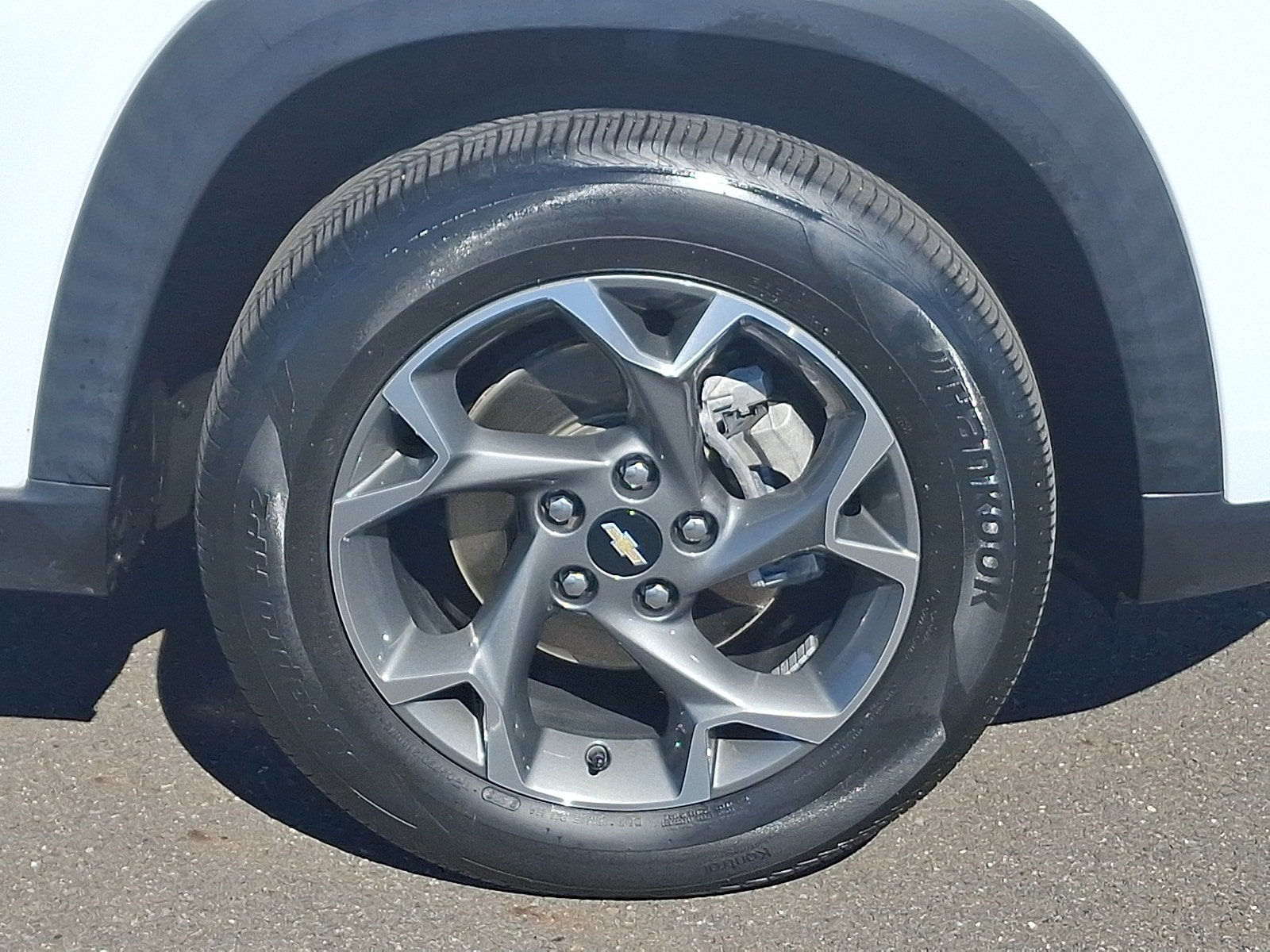 Used 2024 Chevrolet Trax LT w/ Driver Confidence Package FWD image 8