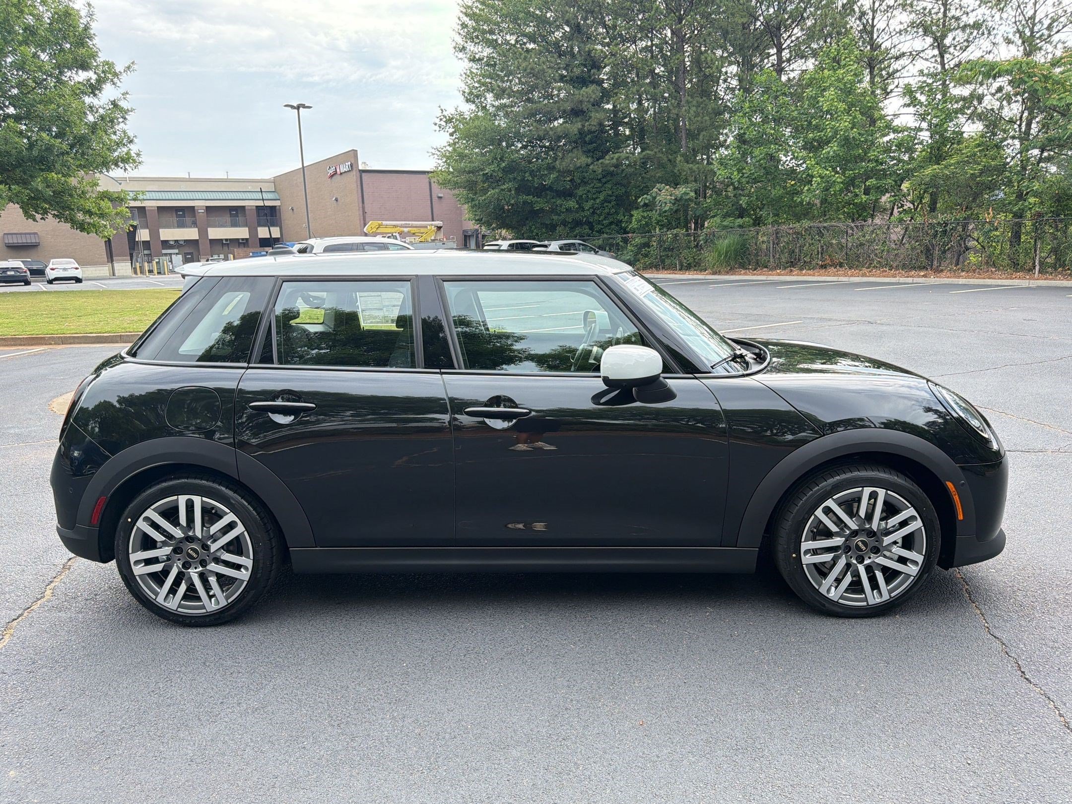 Used 2026 MINI Cooper S FWD image 8