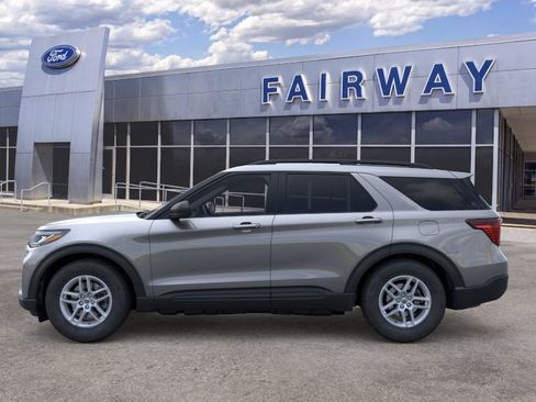 New 2026 Ford Explorer Active w/ Active Comfort Package RWD image 3