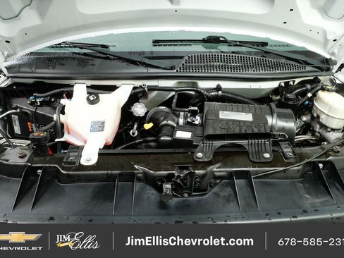 Used 2017 GMC Savana 2500 RWD image 27